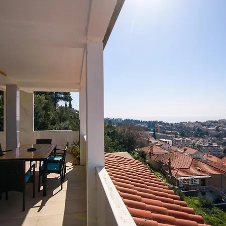 Blue Horizon By Duhomes