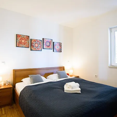 Blue Horizon By Duhomes